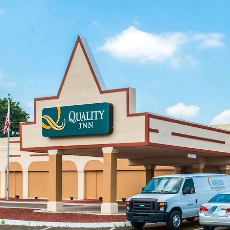Quality Inn New Kensington Esterno foto