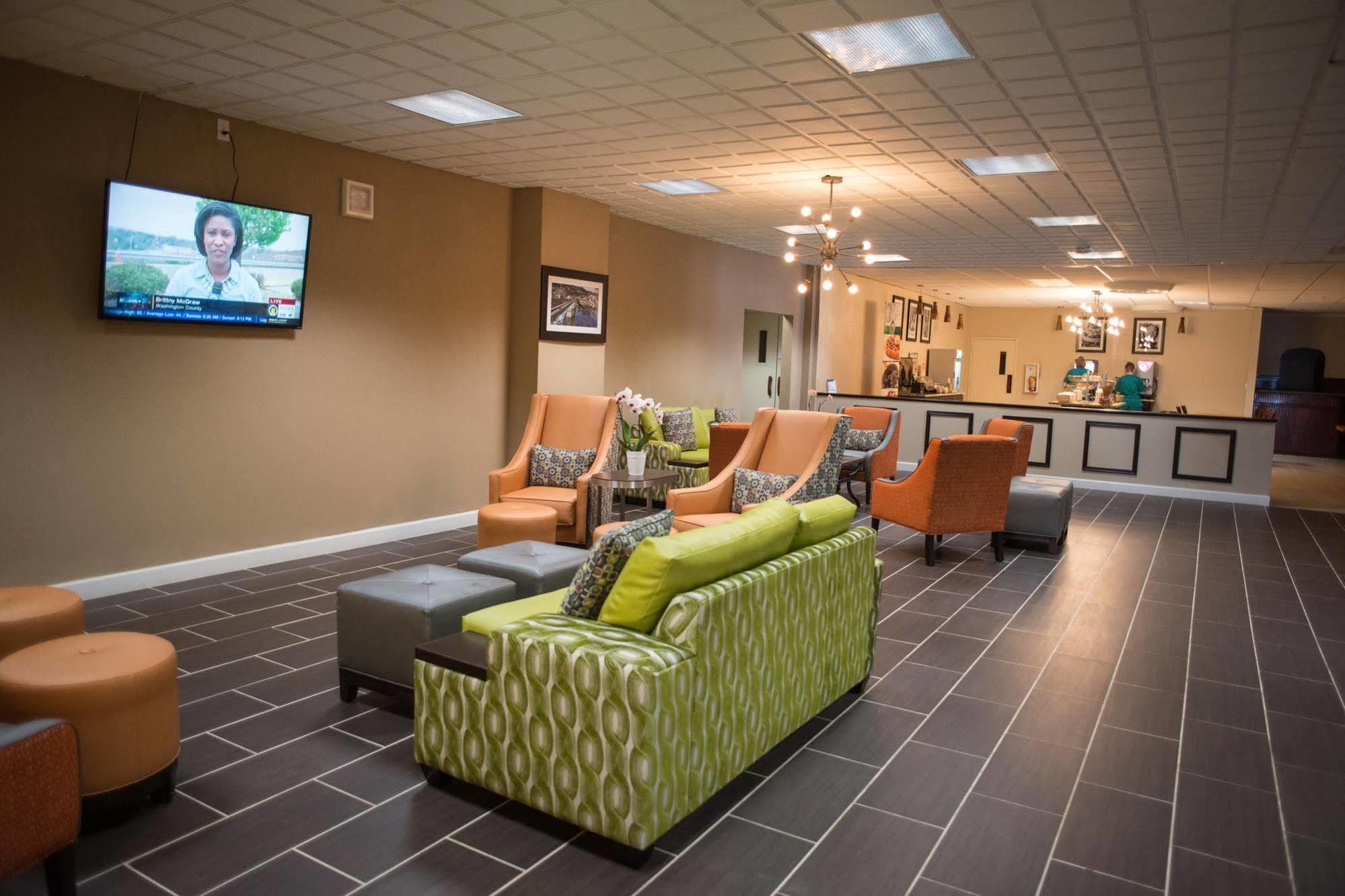 Quality Inn New Kensington Esterno foto